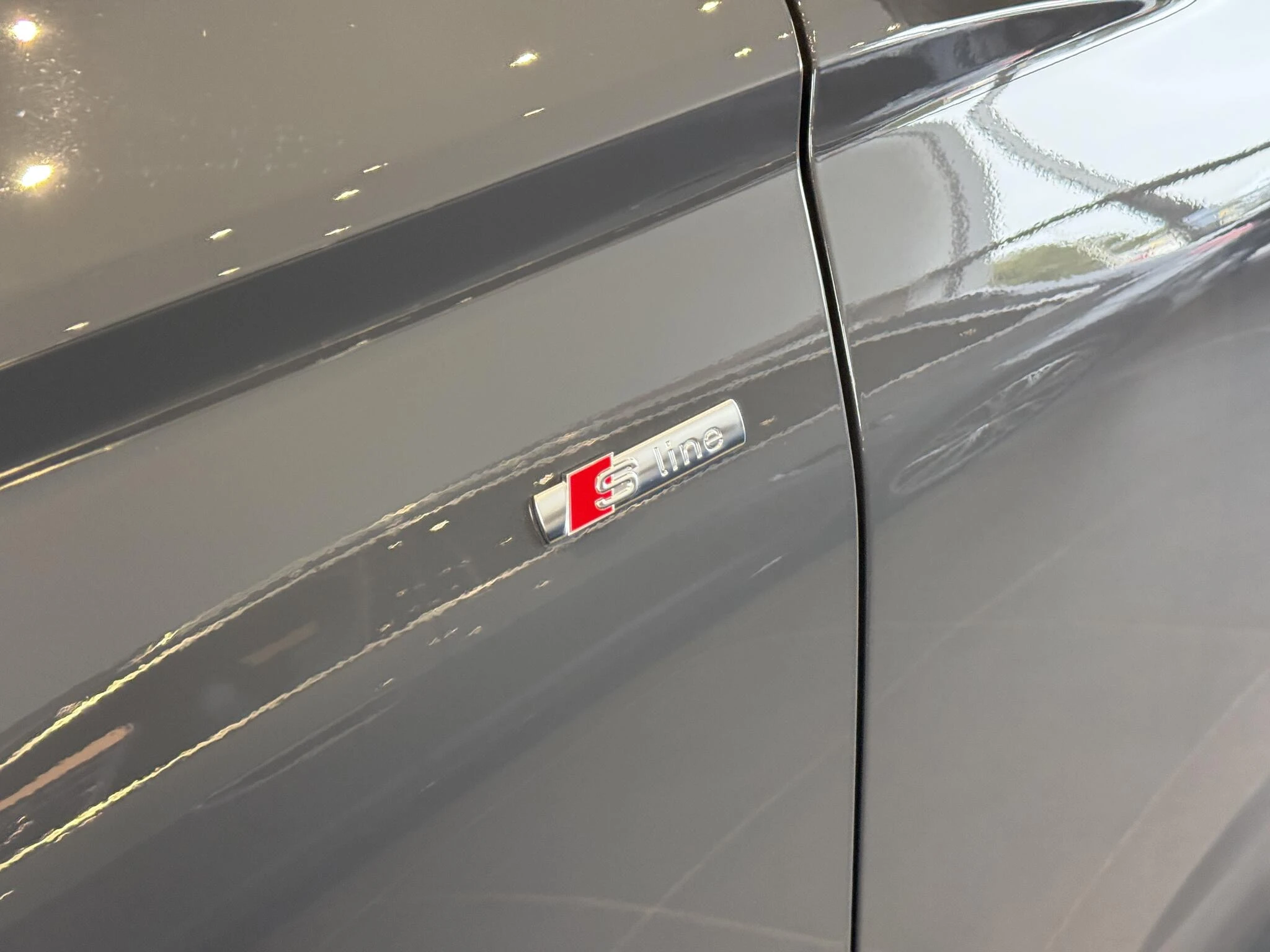 Audi-Q6 e-tron-image-3