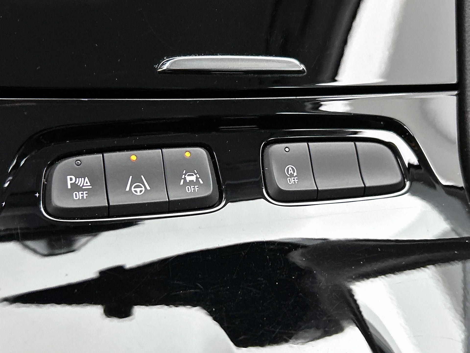 Opel-Grandland-image-10
