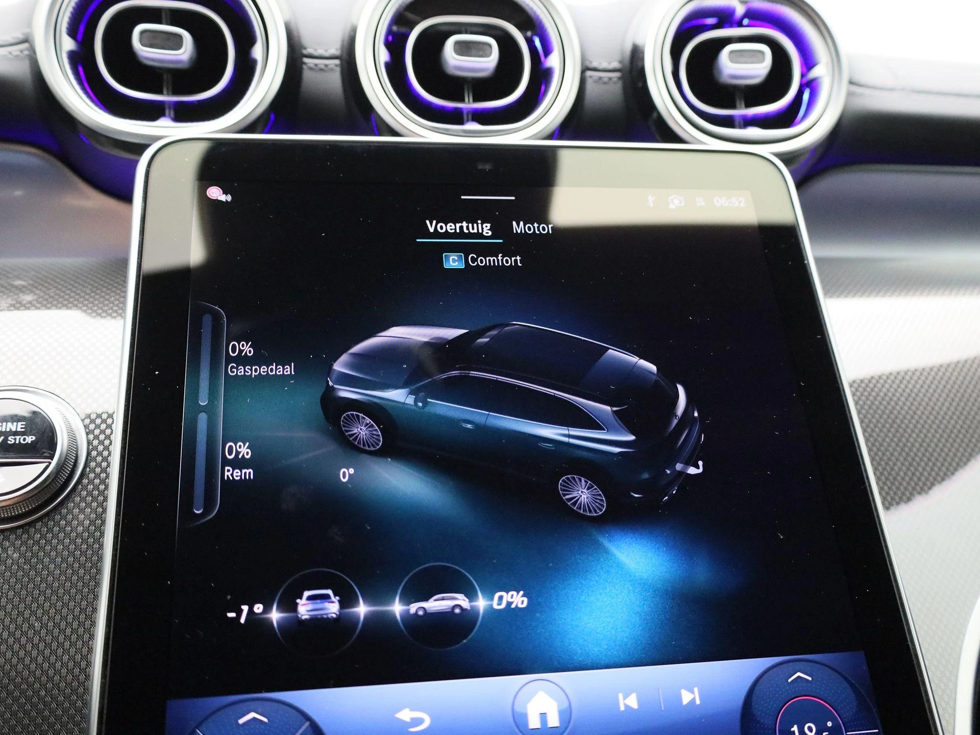 Mercedes-Benz-GLC-image-28