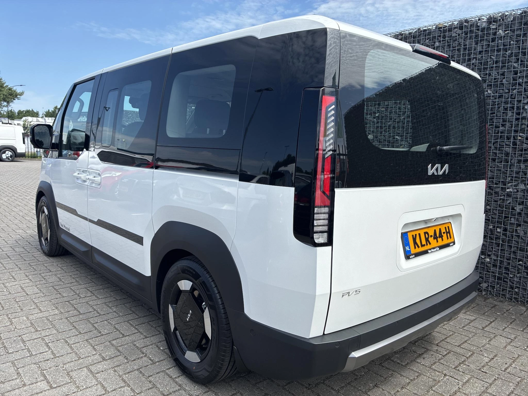 Kia PV5