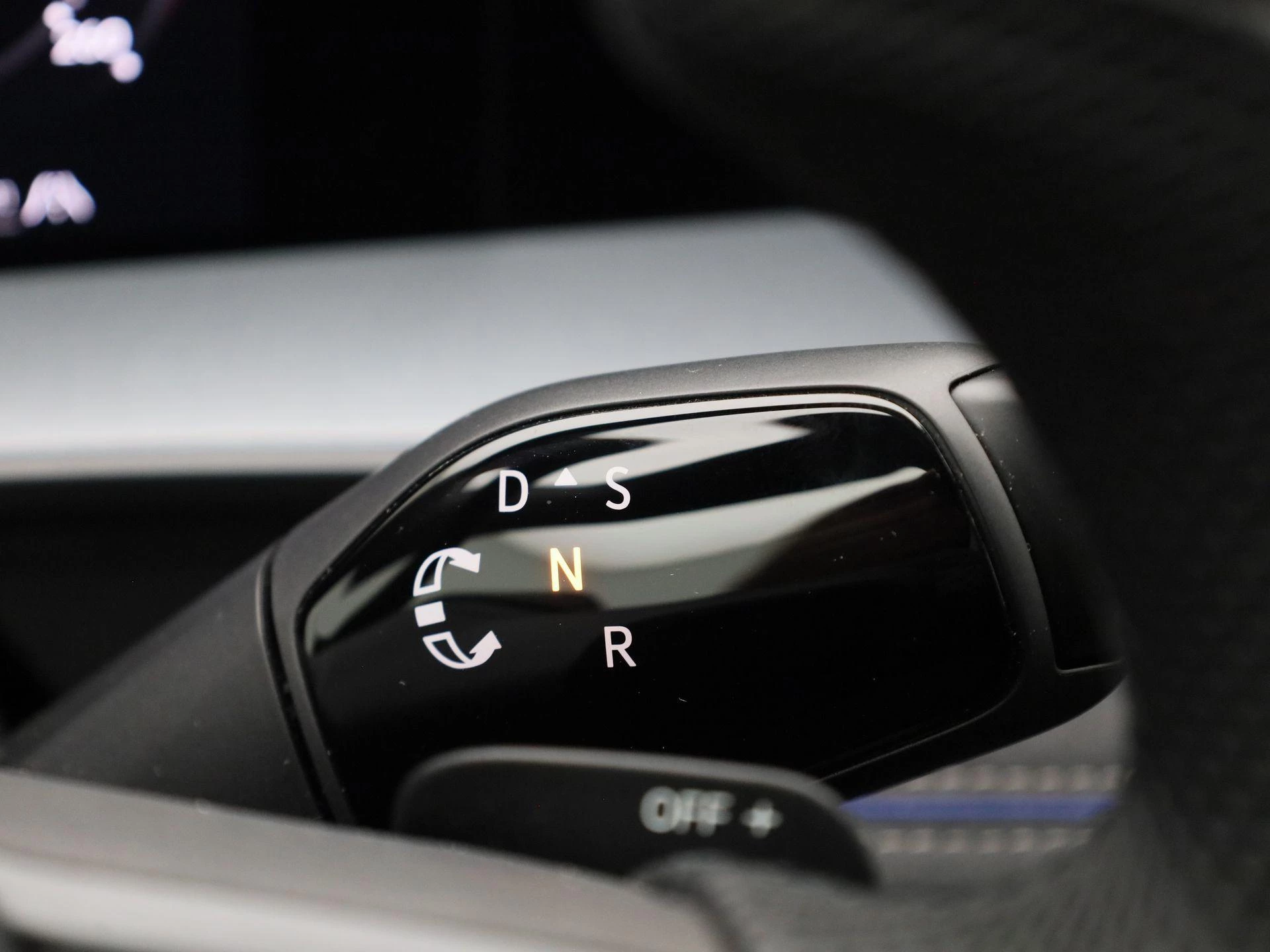 Volkswagen Tayron 1.5 eHybrid R-Line Edition