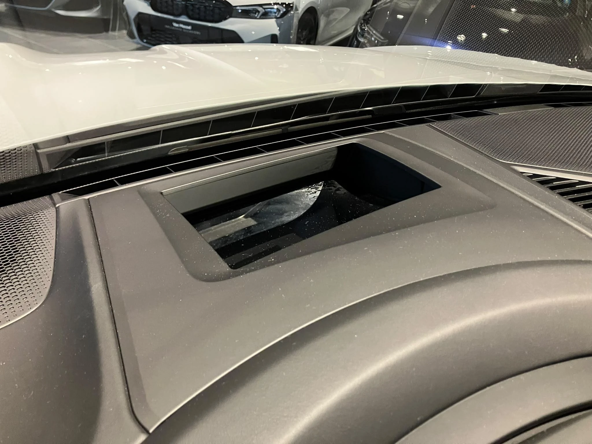 Porsche-Cayenne-image-25