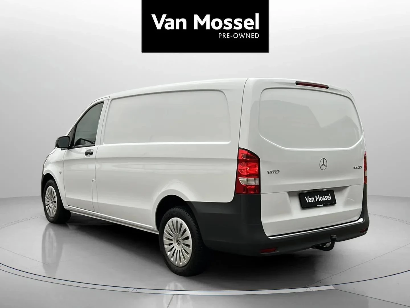 Mercedes-Benz-Vito-image-2