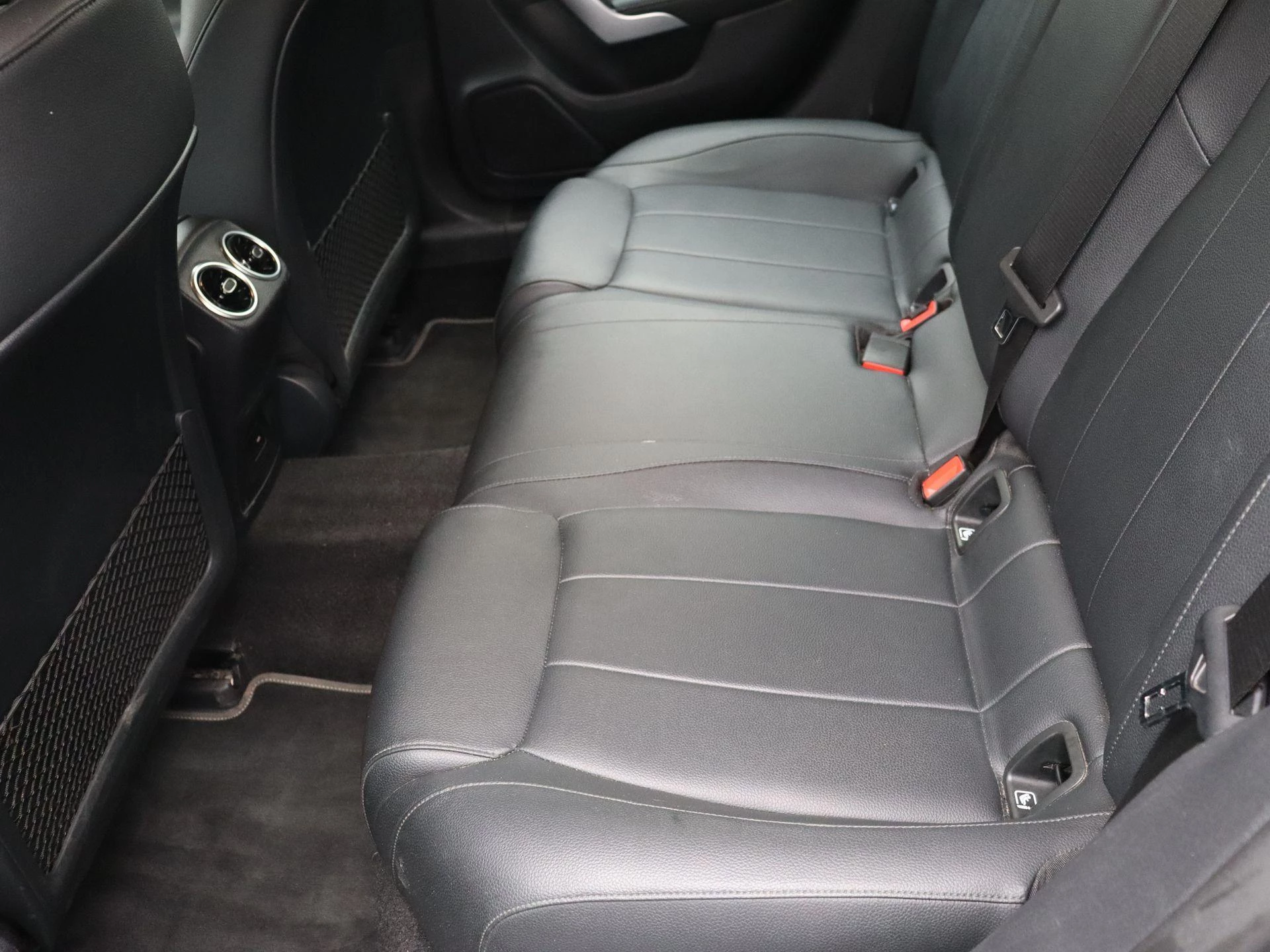 Mercedes-Benz CLA 250 e Shooting Brake + LEDER + LED + CAMERA +