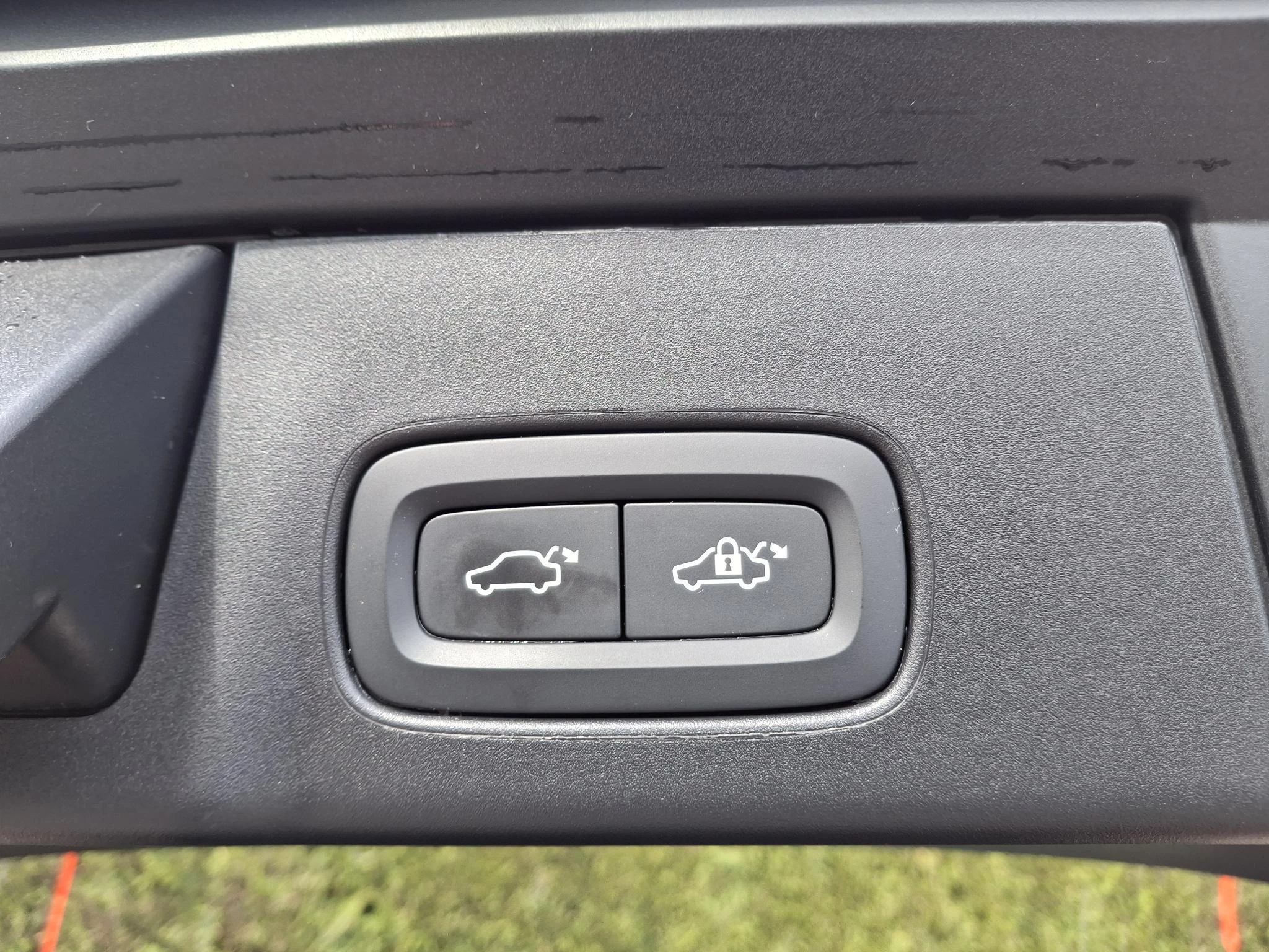Volvo-V90-image-12