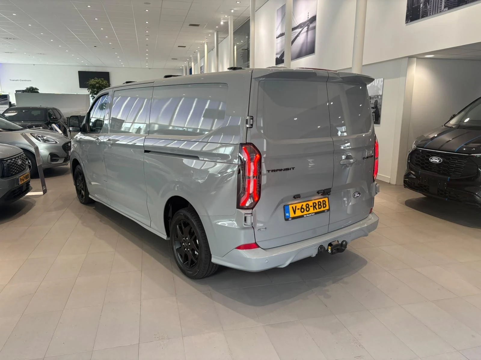 Ford-Transit Custom-image-6