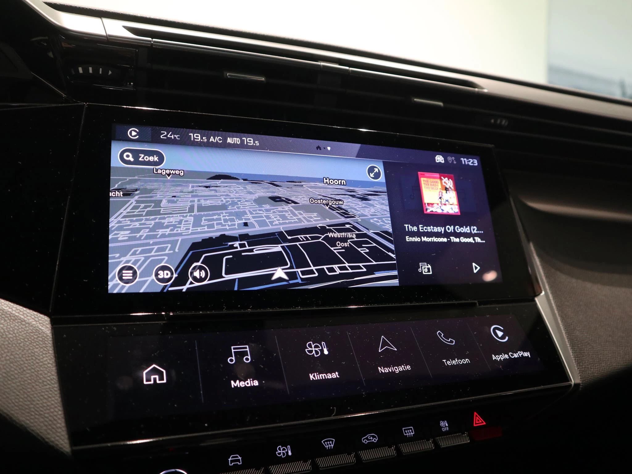 Peugeot-408-image-13
