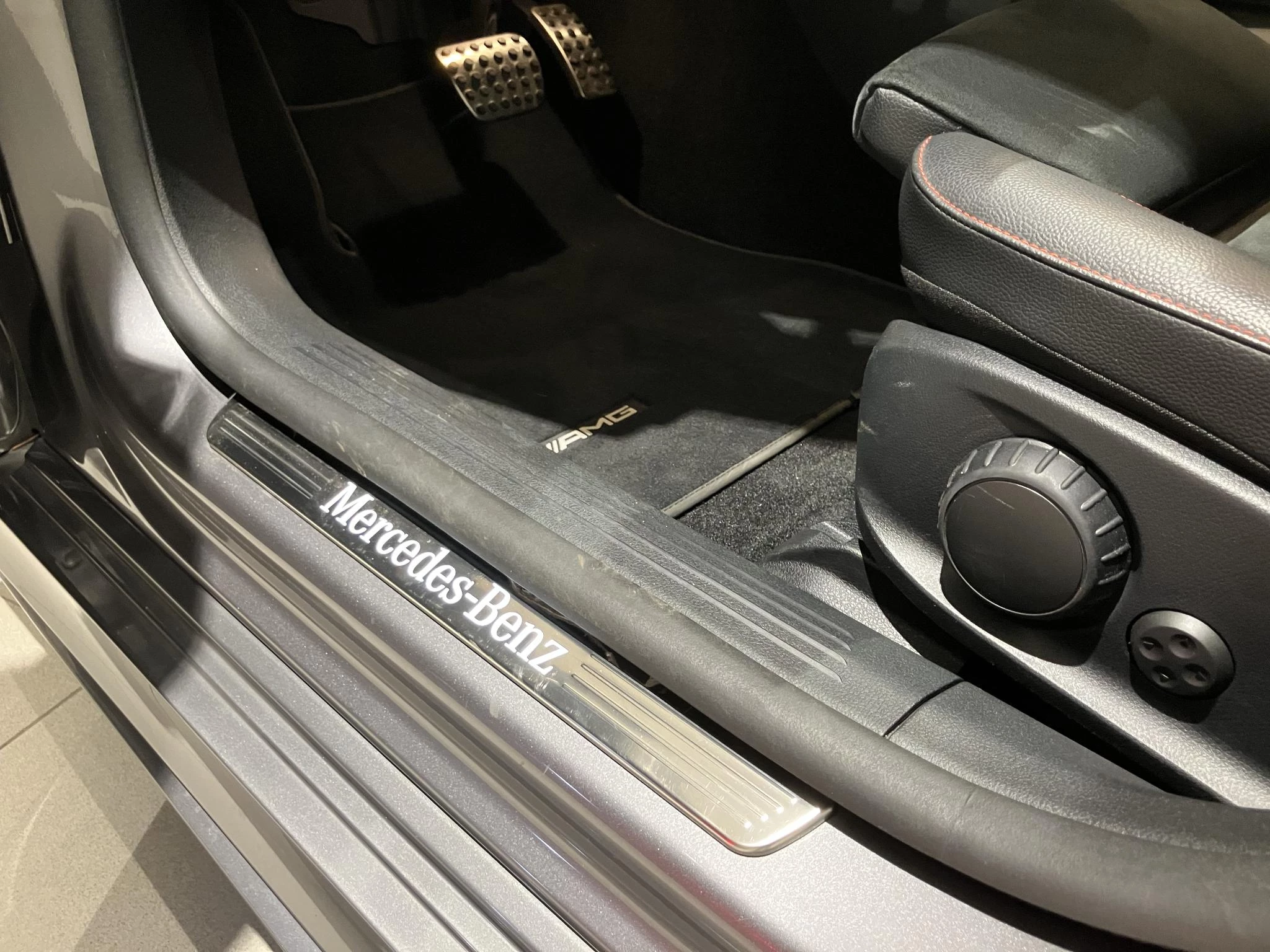 Mercedes-Benz-CLA-image-15