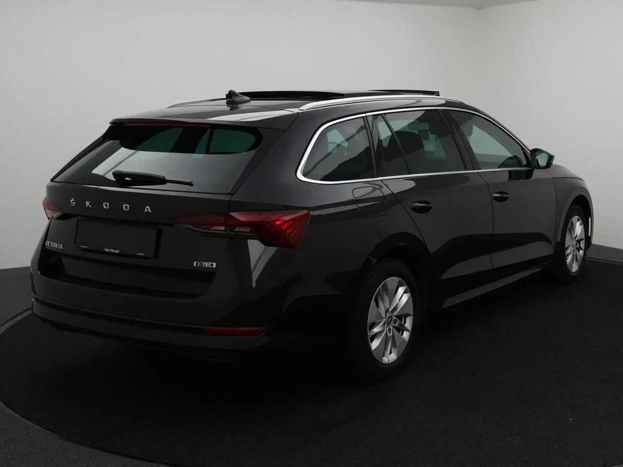 Škoda-Octavia-image-1