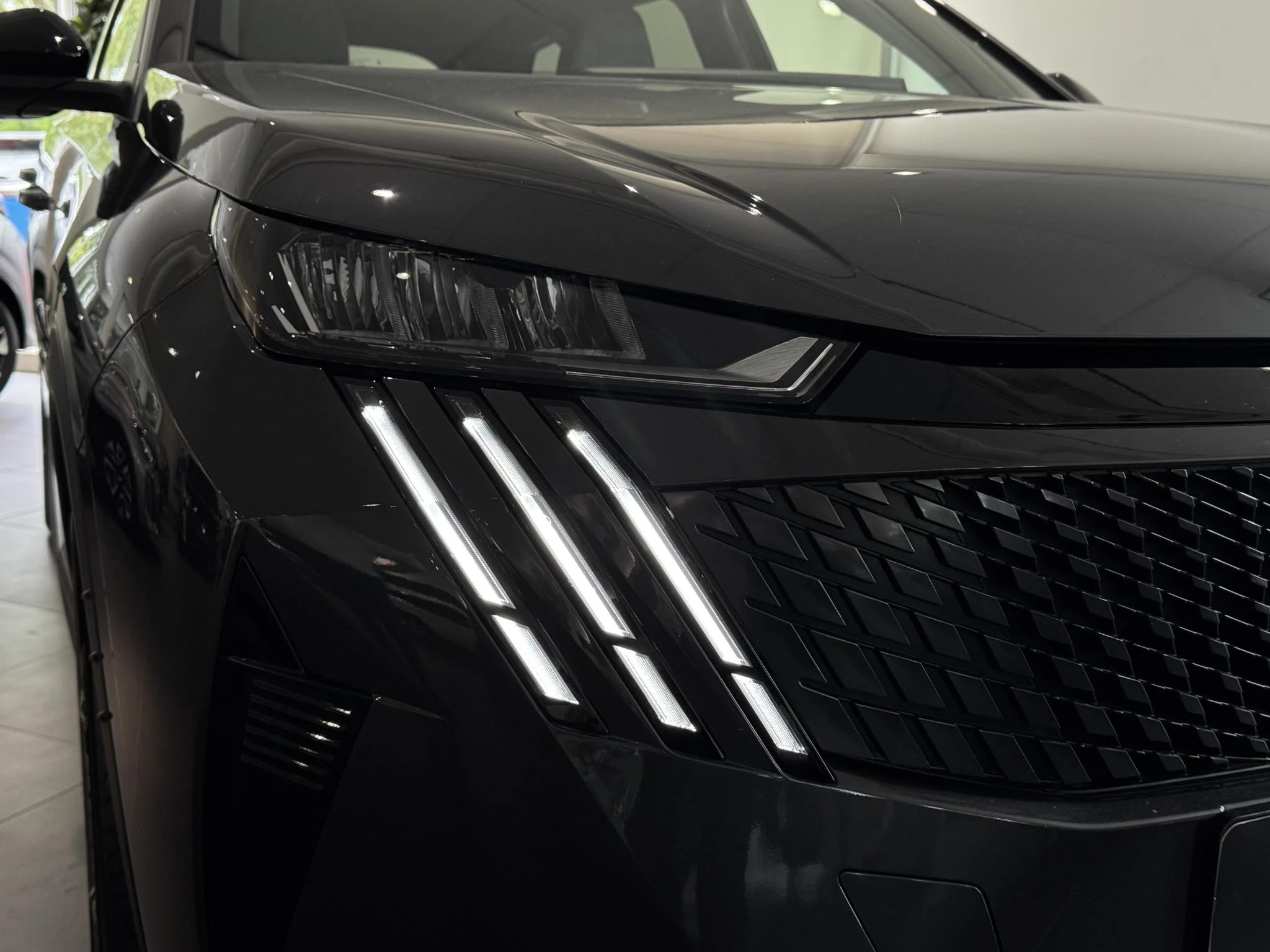 Peugeot-5008-image-7