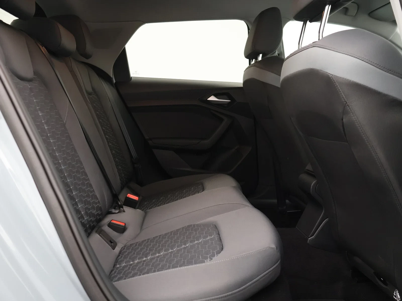 Audi A1 Sportback Sportback 30TFSI Advanced 116PK *AUTOMAAT*VIRTUAL COCKPIT*CRUISE CONTROL*PDC ACHTER*APP-CONNECT*...*