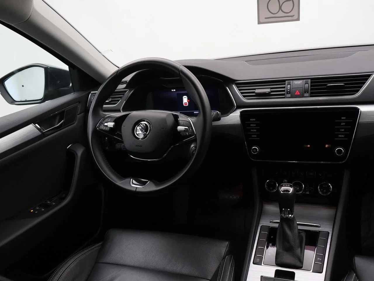 Škoda Superb Combi 1.5TSI 150PK ACT *AUTOMAAT*NAVI*CRUISE*LED*PDC*APP CONNECT*BLTH*ZETELVERWARMING*