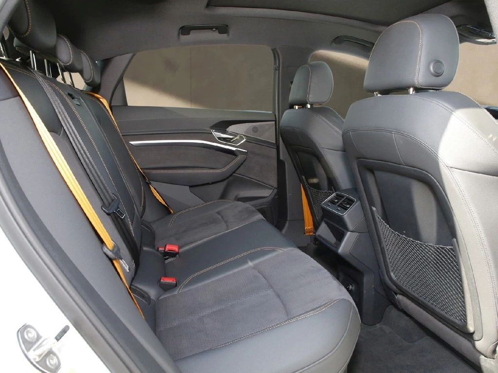 Audi e-tron Sportback 50 quattro S line PANO*R-CAM*NAVI*HuD*MATRIX-LED*SHZ