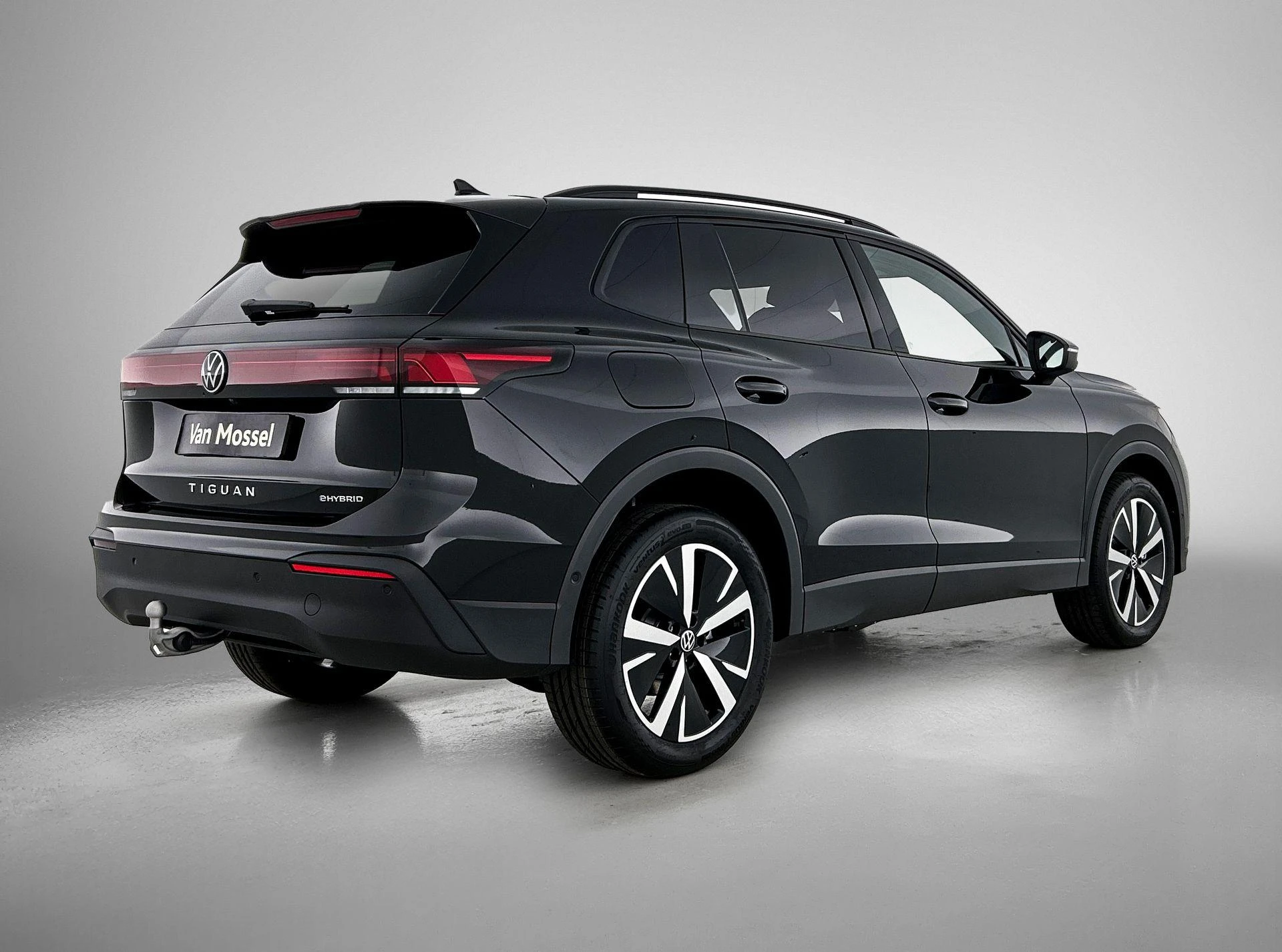 Volkswagen-Tiguan-image-3