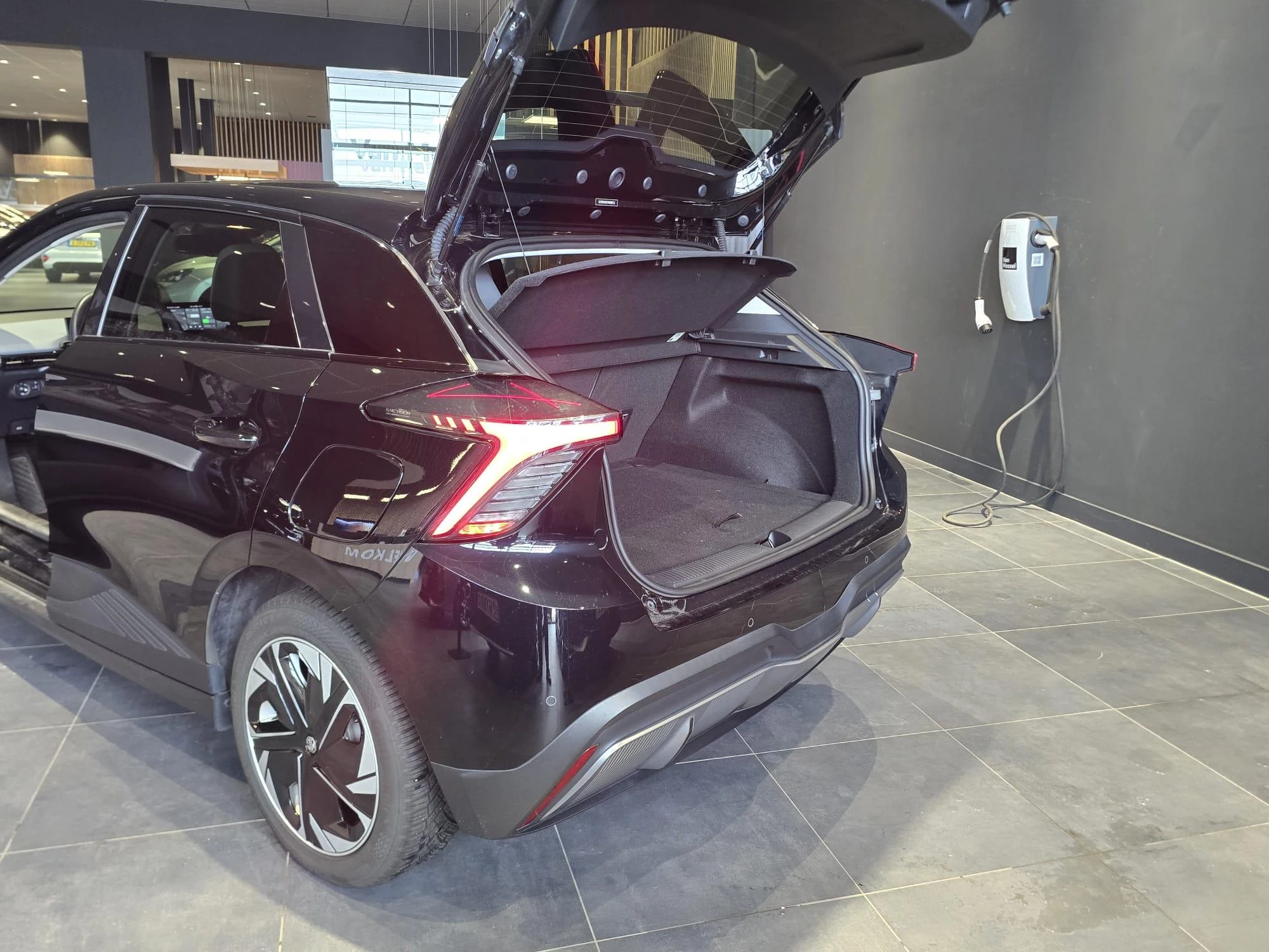 MG MG4 Luxury Long Range 64 kWh