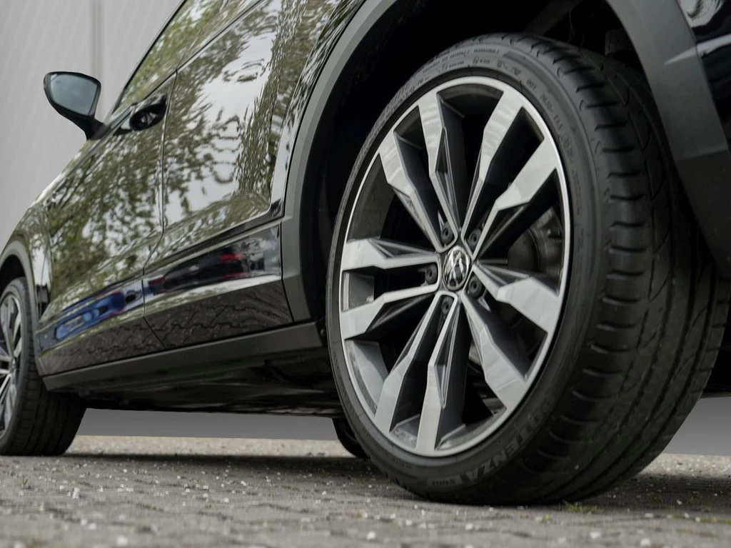 Volkswagen T-Roc 1.5 TSI DSG Sport R-Line *LED*Navi*Kamera*el. Heckklappe*19" Suzuka*ACC*uvm...