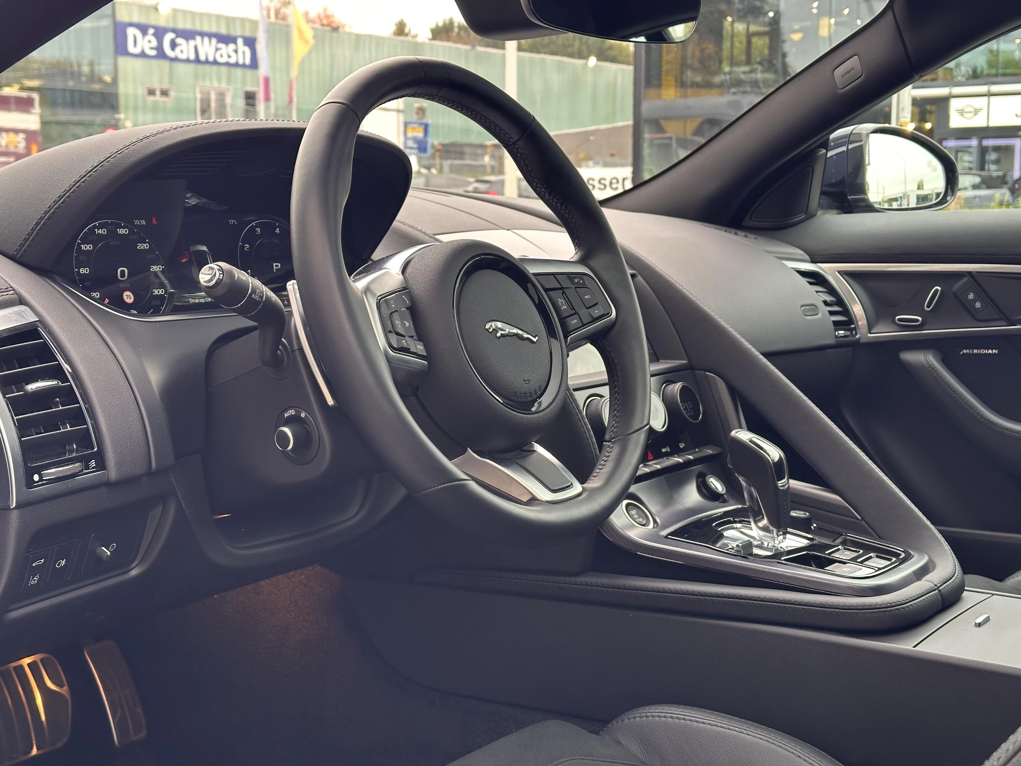 Jaguar-F-Type-image-10