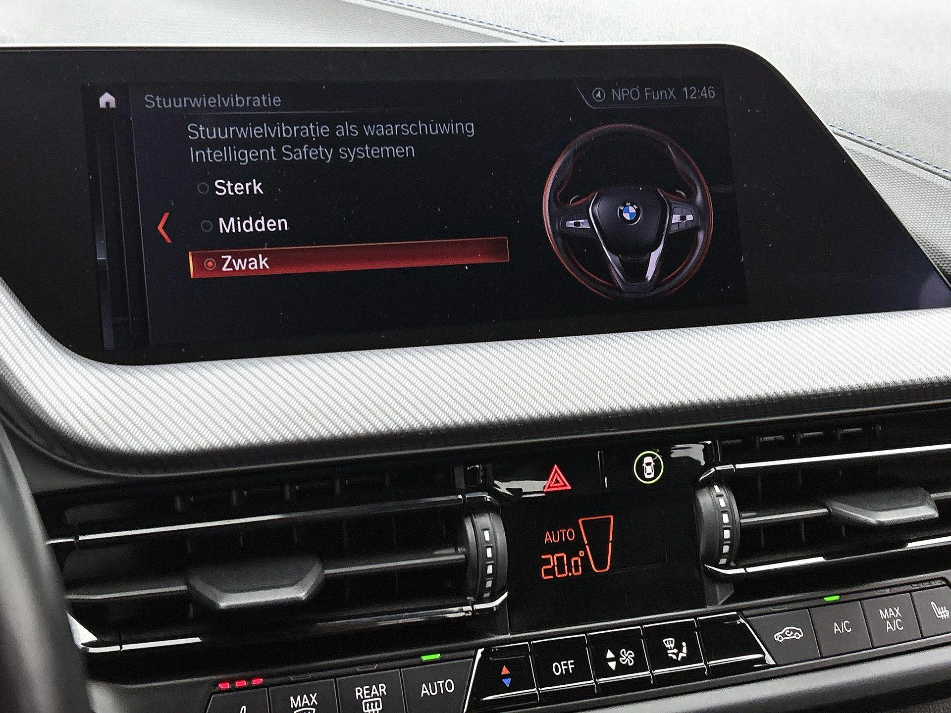 BMW-1 Serie-image-12
