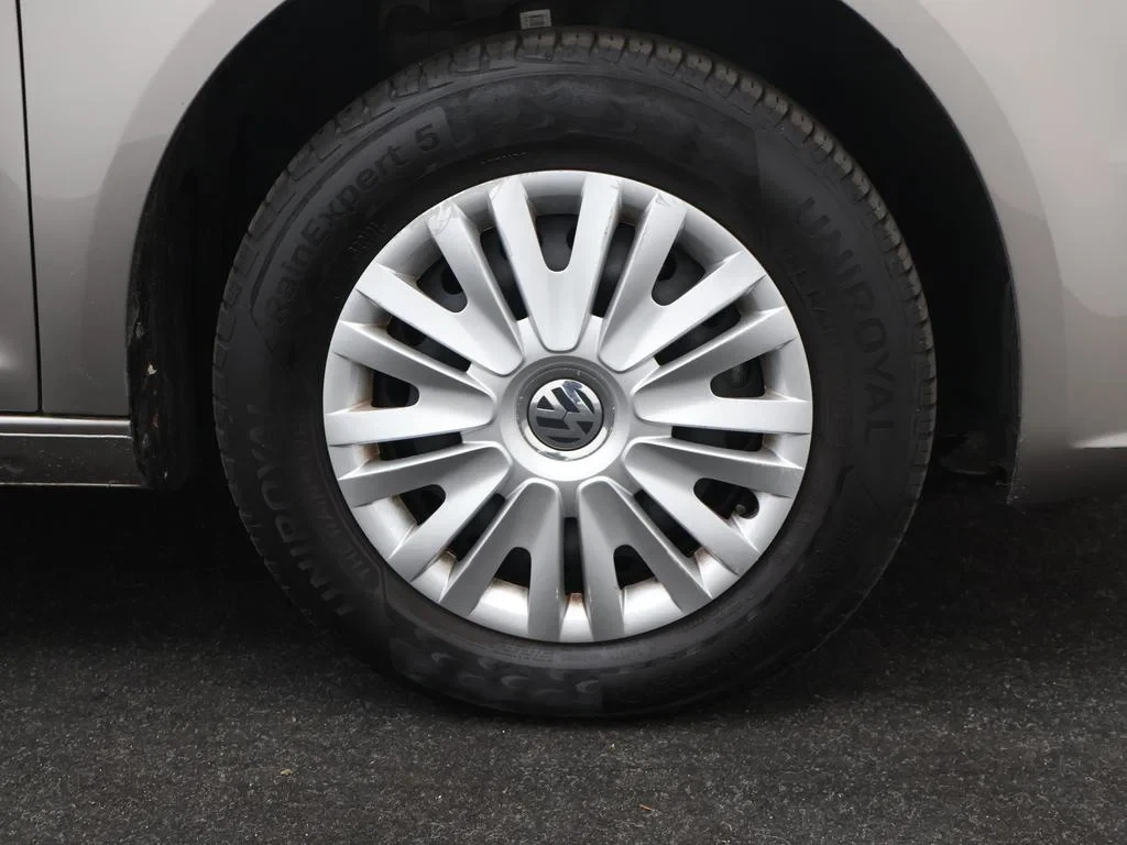 Volkswagen-Caddy-image-6