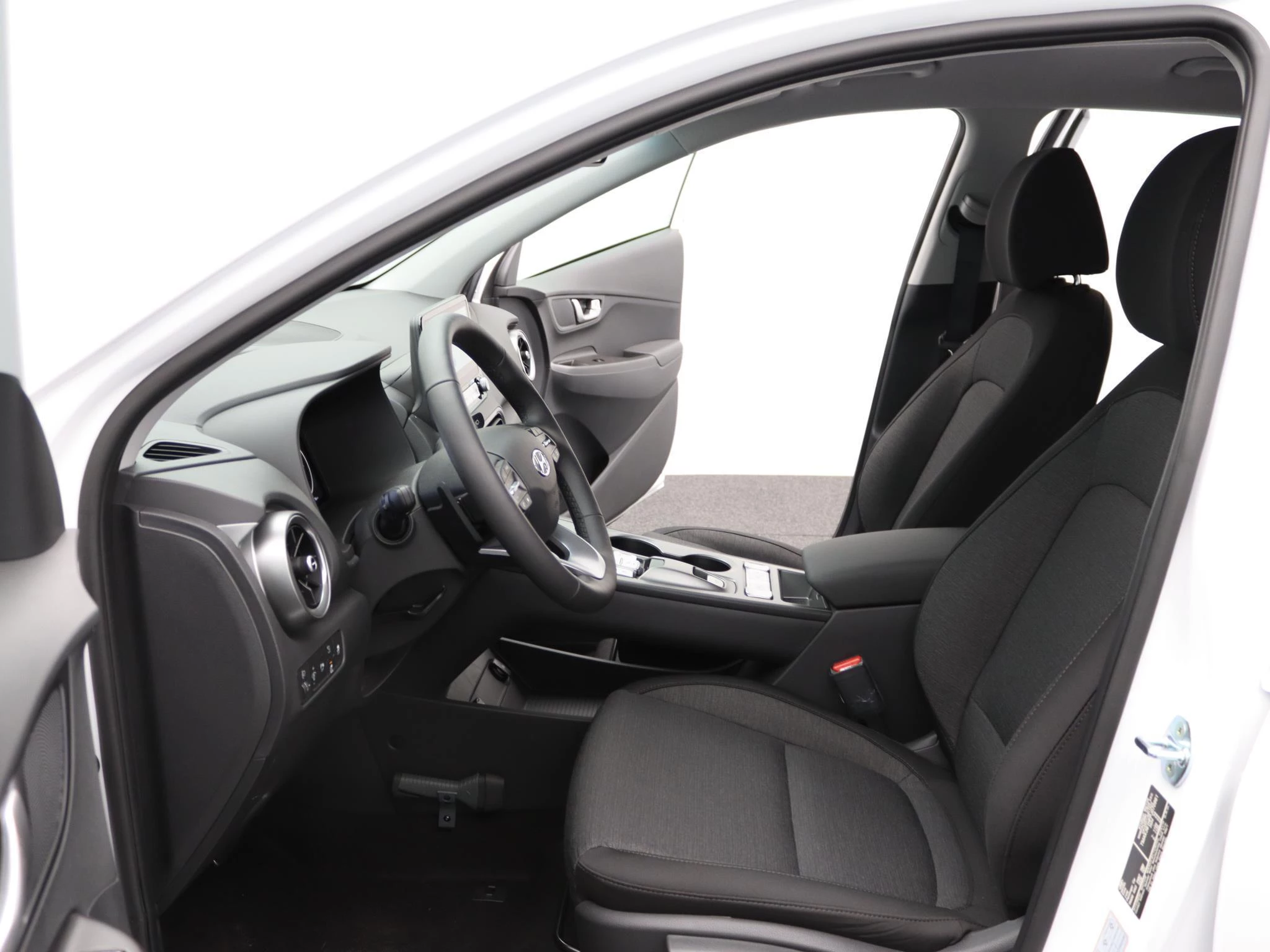 Hyundai-Kona-image-11