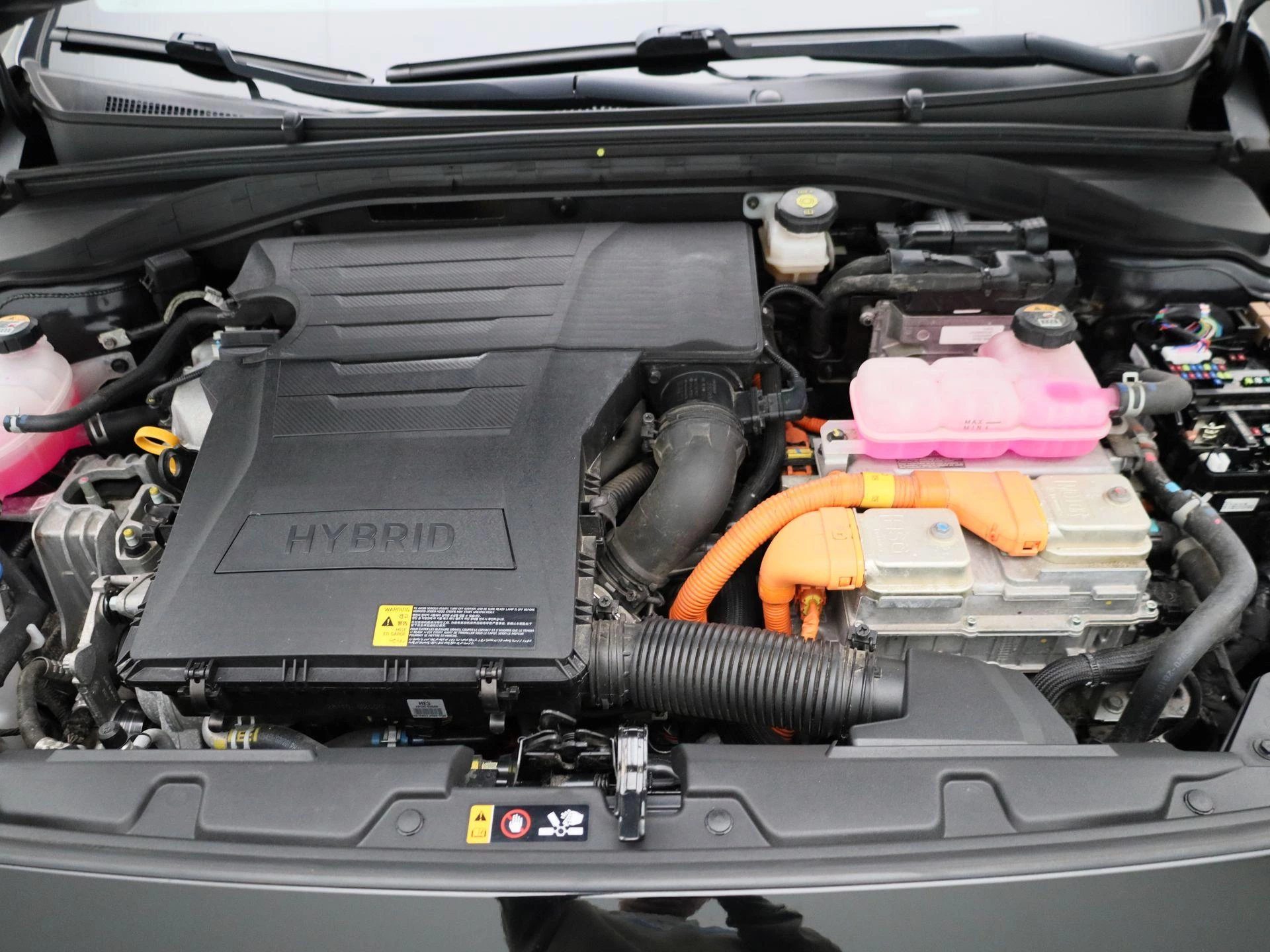 Hyundai-IONIQ-image-37