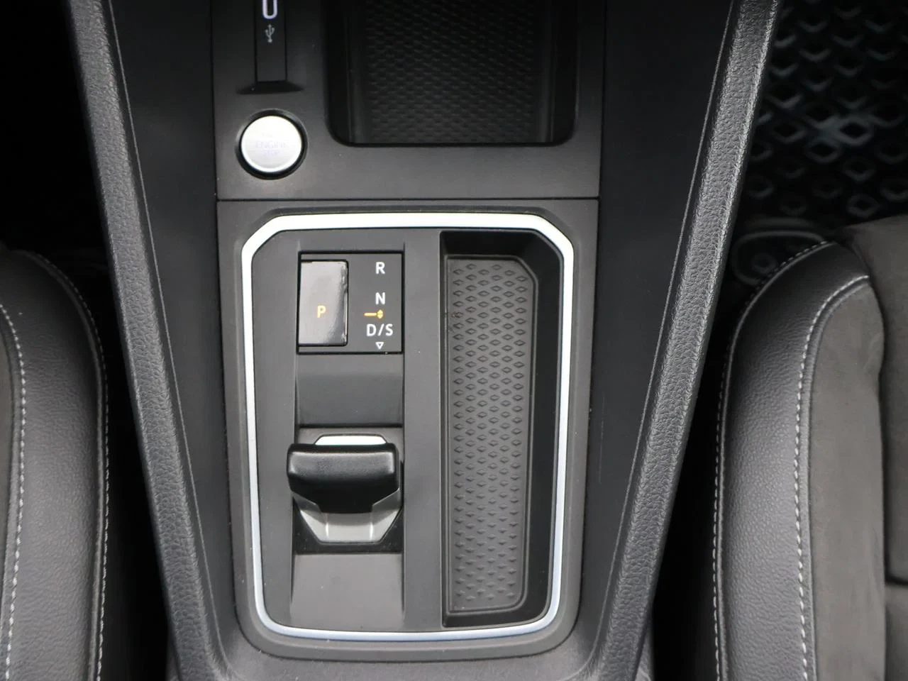 Volkswagen-Caddy-image-22