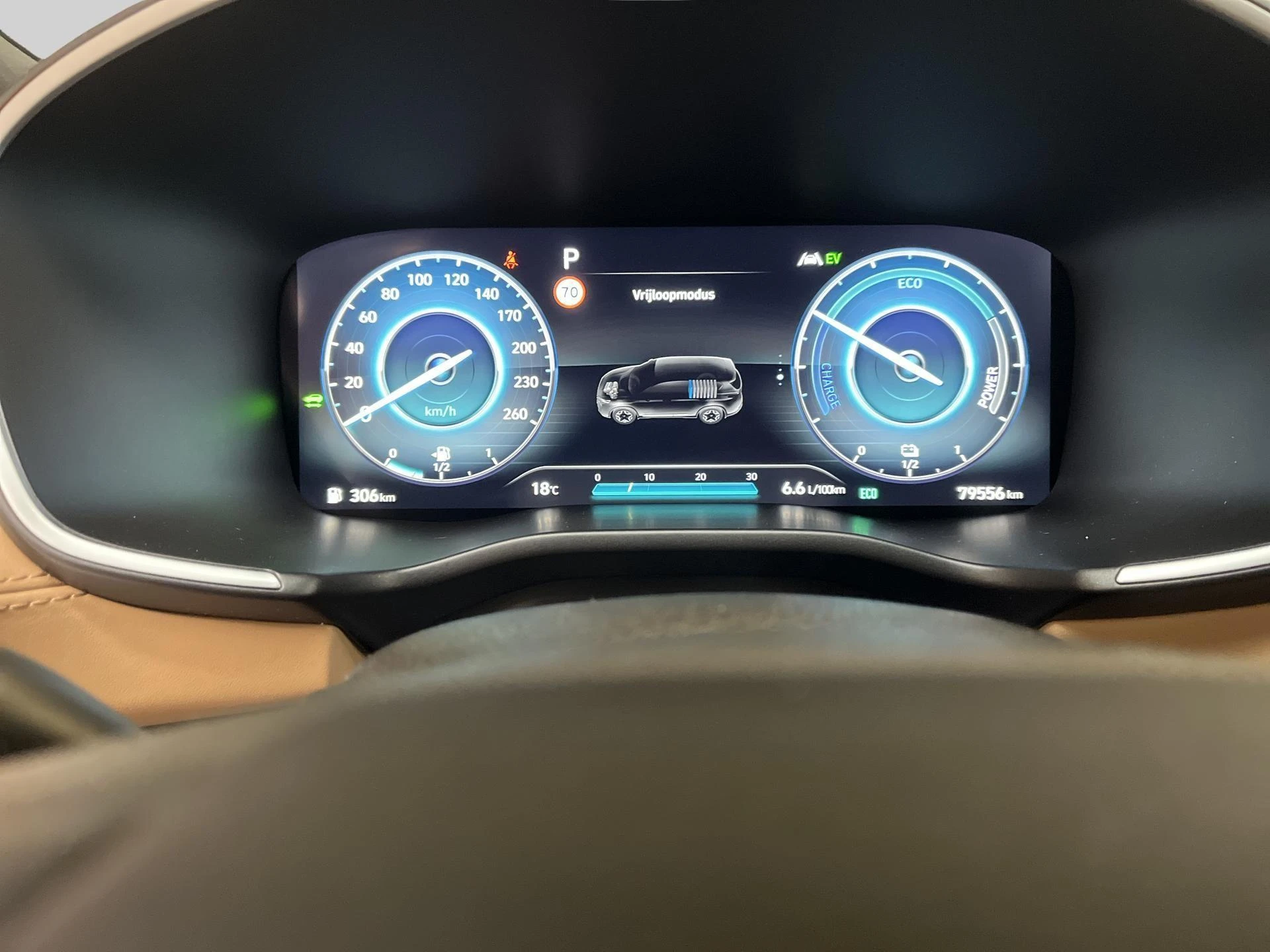 Hyundai-Santa Fe-image-10