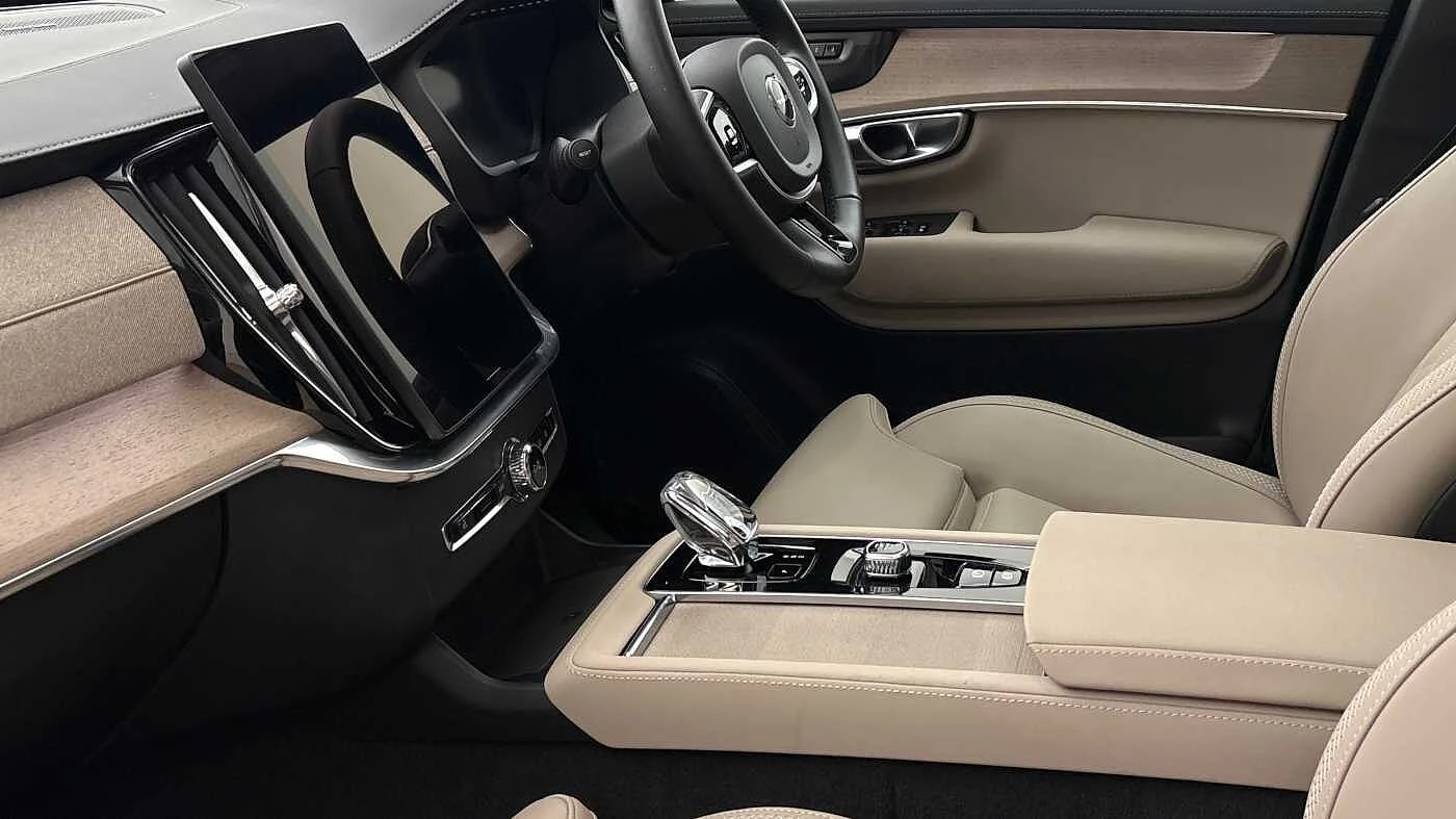 Volvo-XC90-image-5