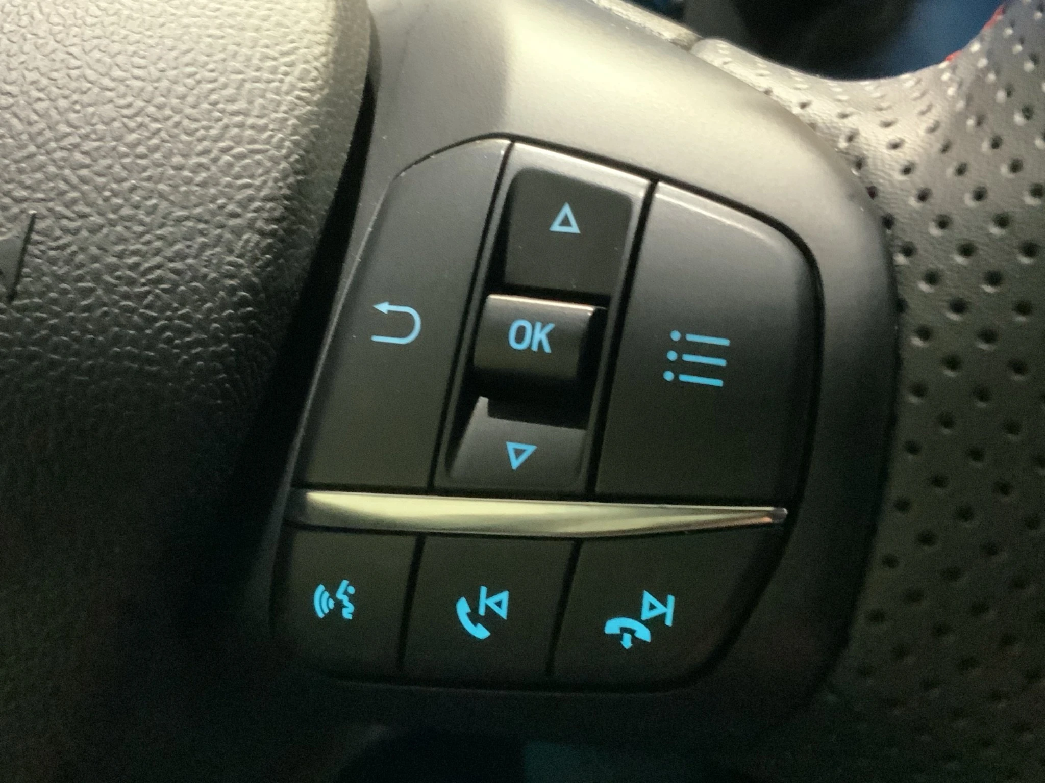 Ford-Puma-image-18