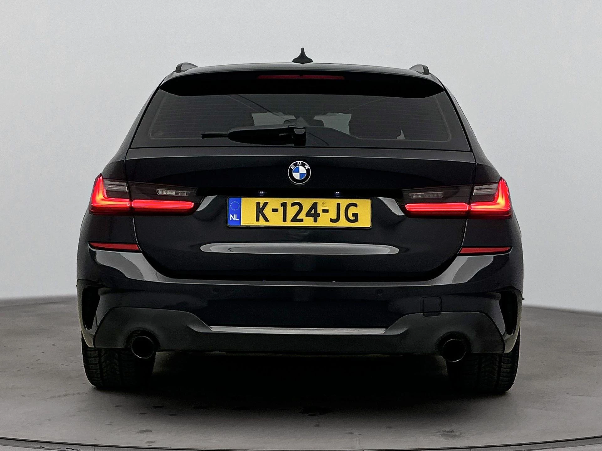 BMW 3 Serie Touring 320i Executive Edition 184PK