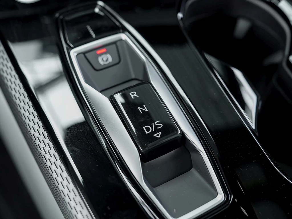 Audi A5 Avant 2.0 TFSI e-hybrid quattro
