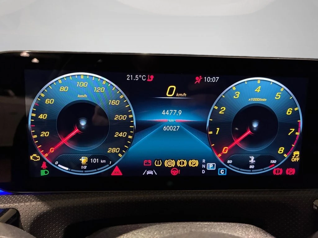 Mercedes-AMG-CLA 35 AMG-image-6