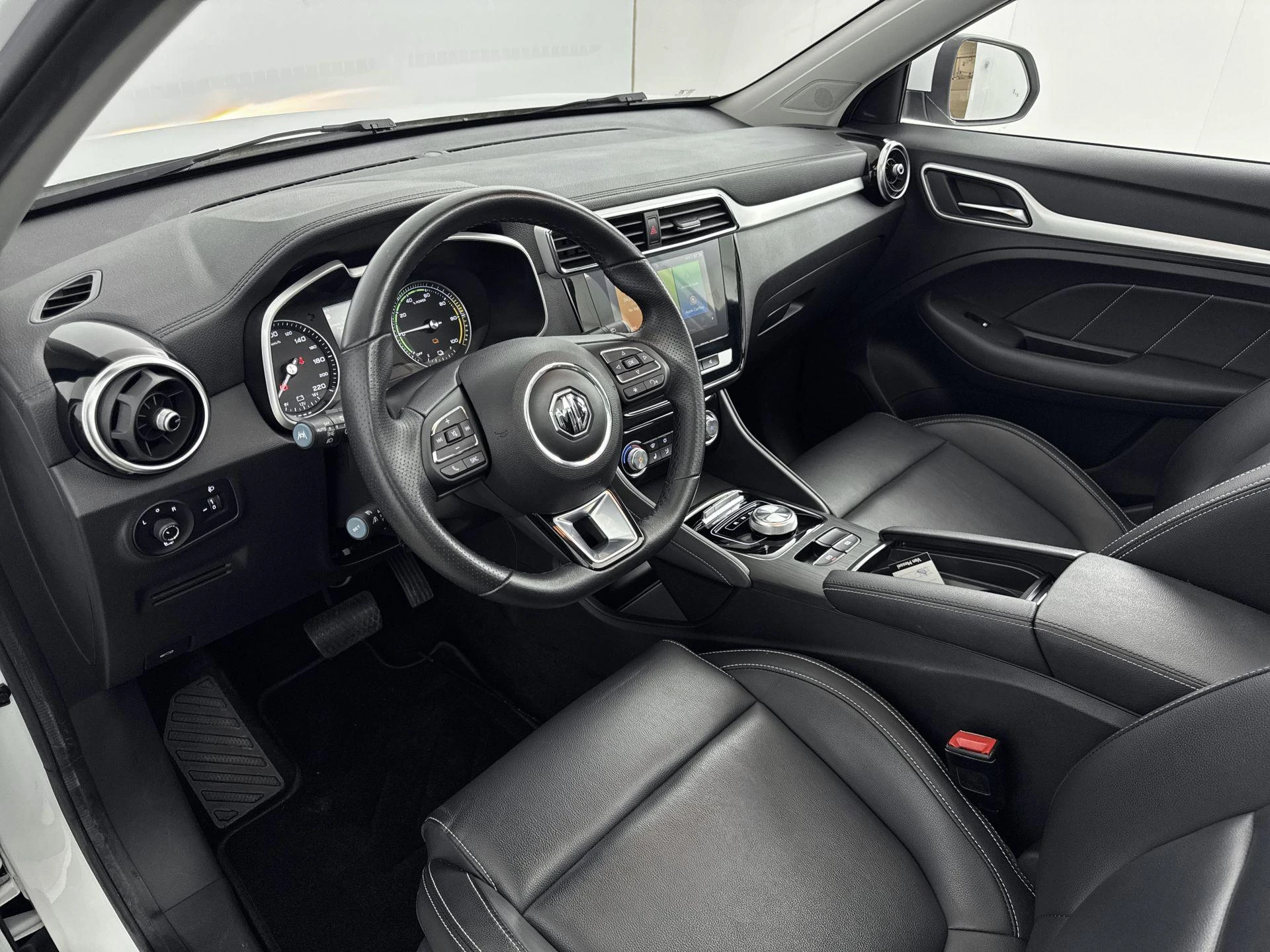 MG-ZS EV-image-7