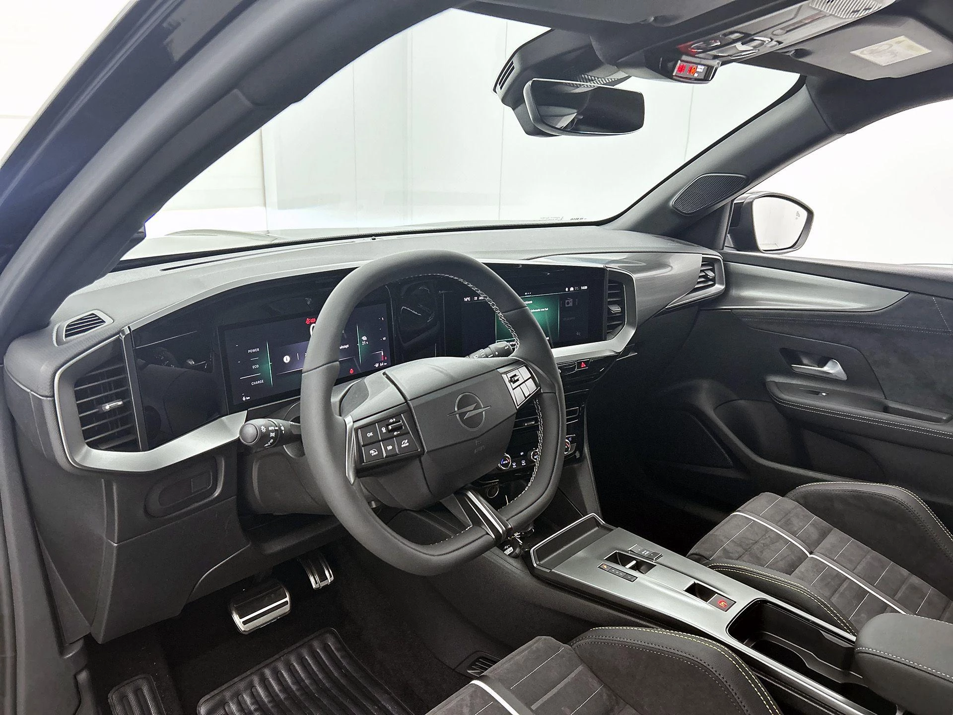 Opel-Mokka-e-image-21