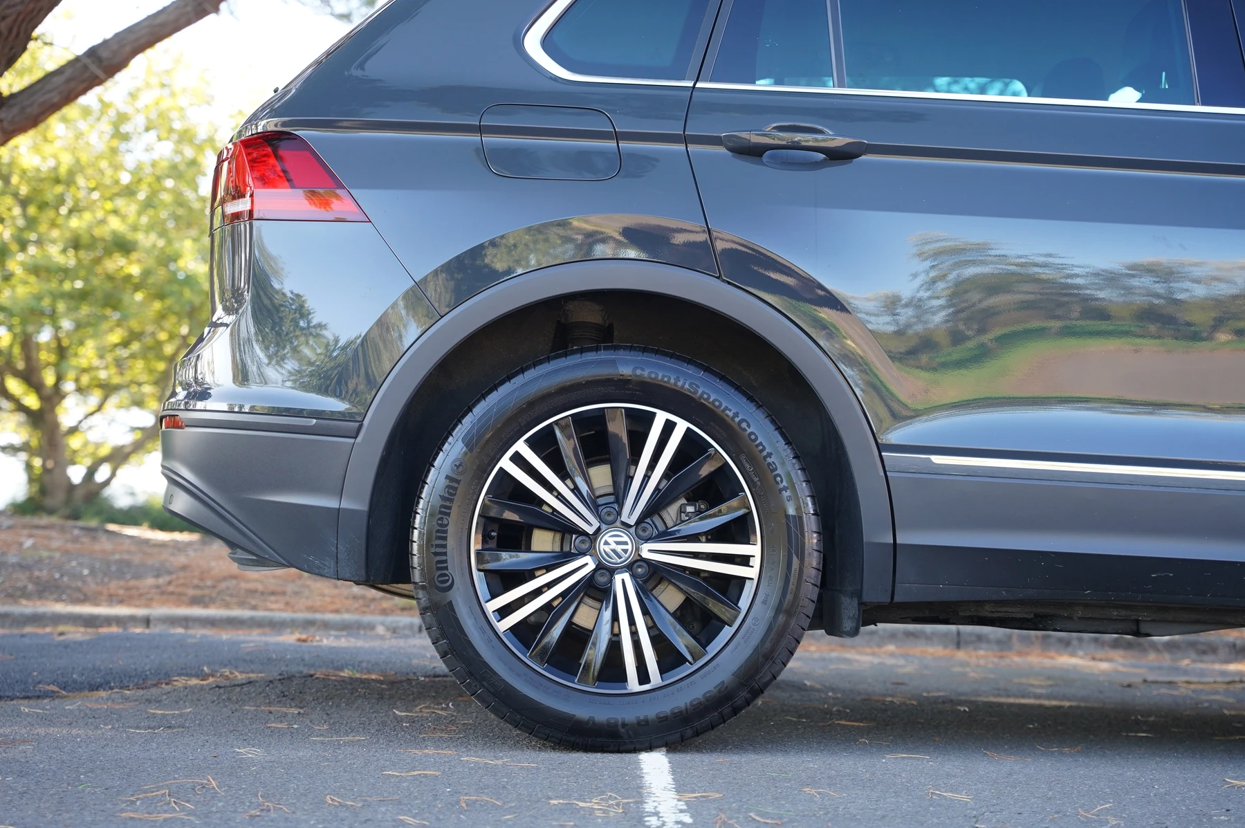Volkswagen-Tiguan-image-37