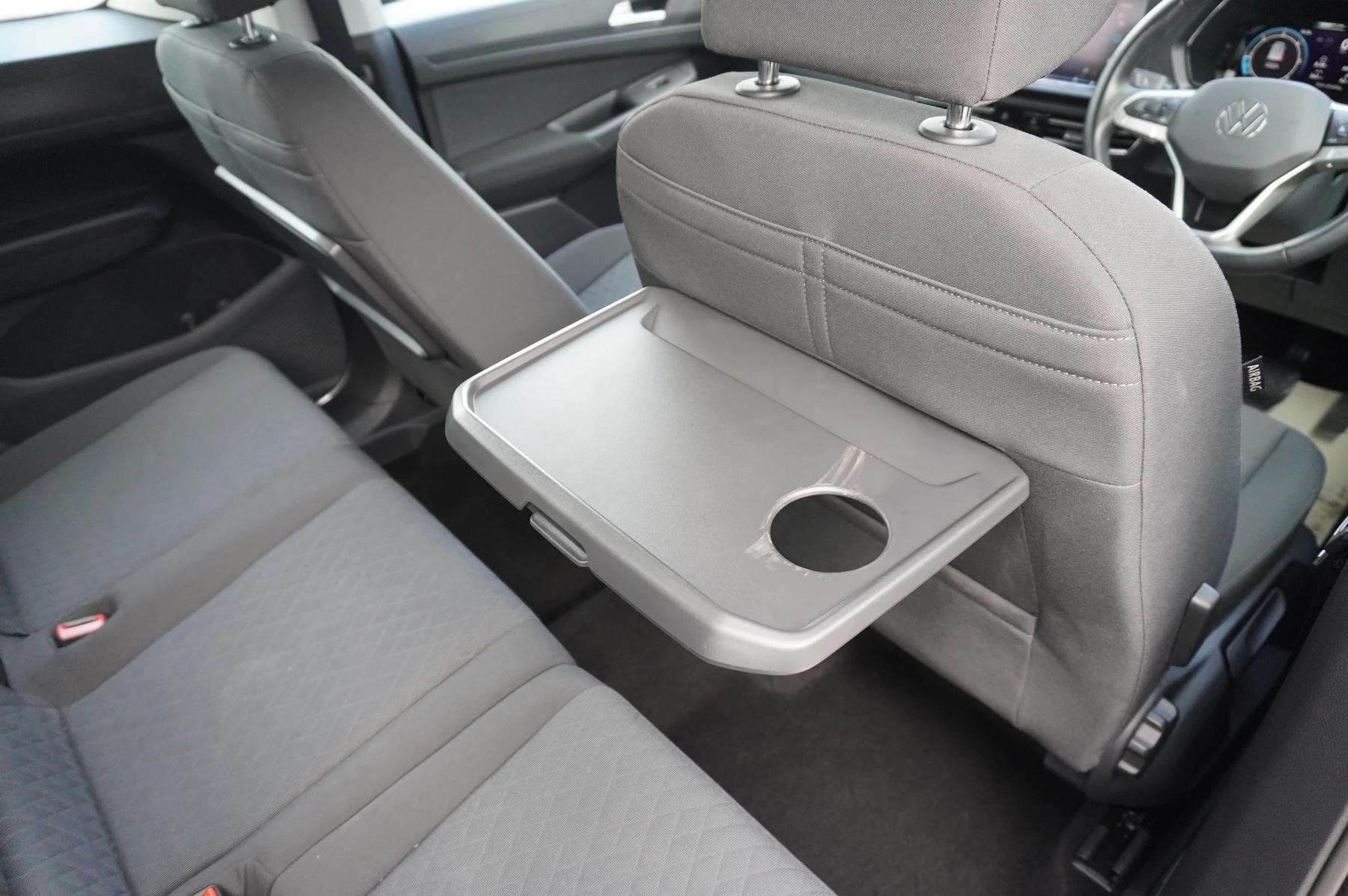 Volkswagen-Caddy-image-11