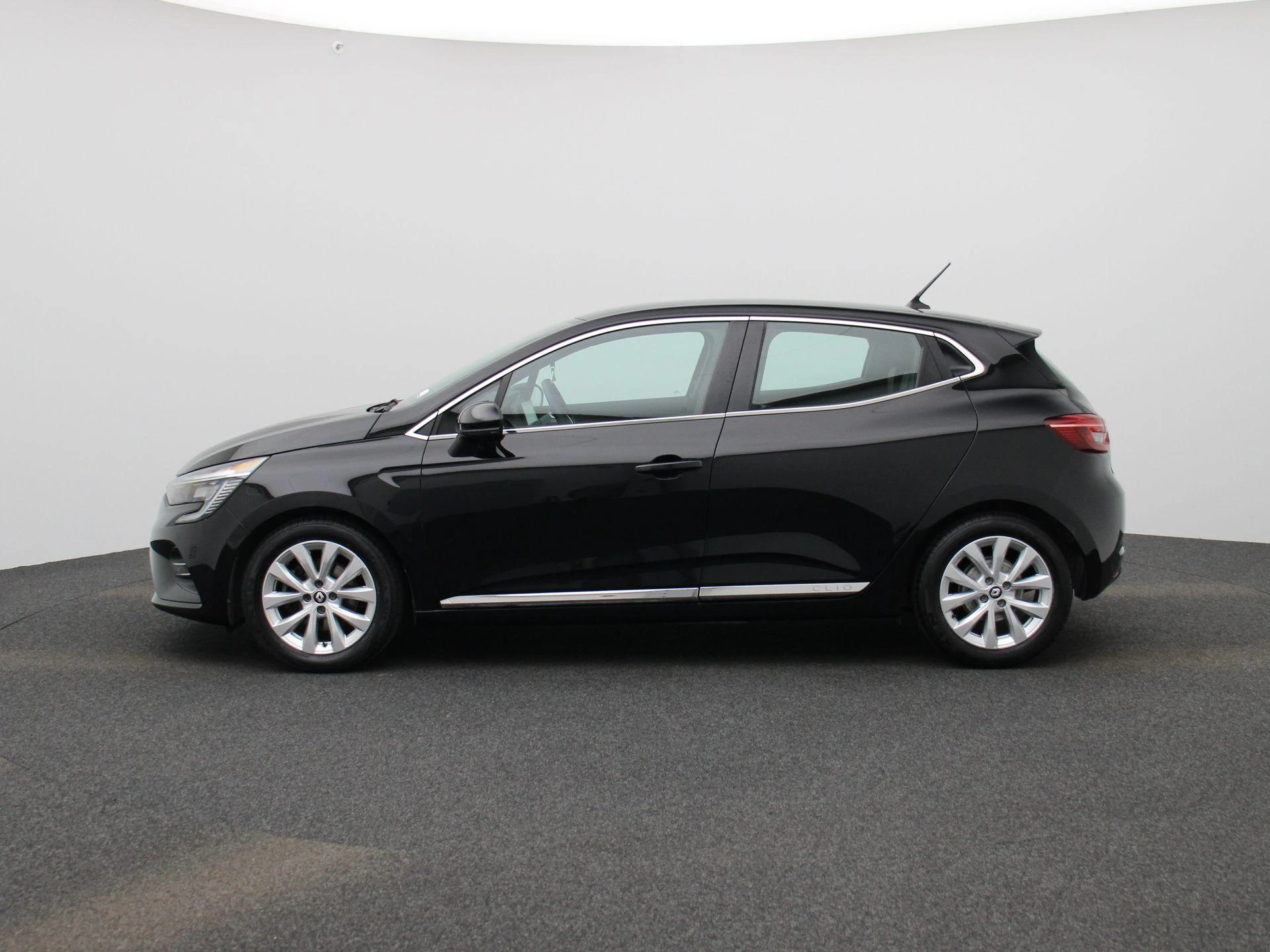 Renault-Clio-image-3
