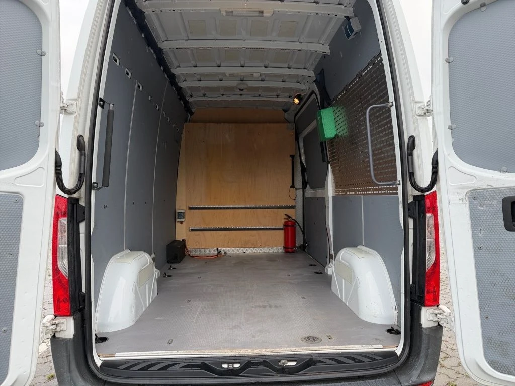 Mercedes-Benz-Sprinter 314-image-8