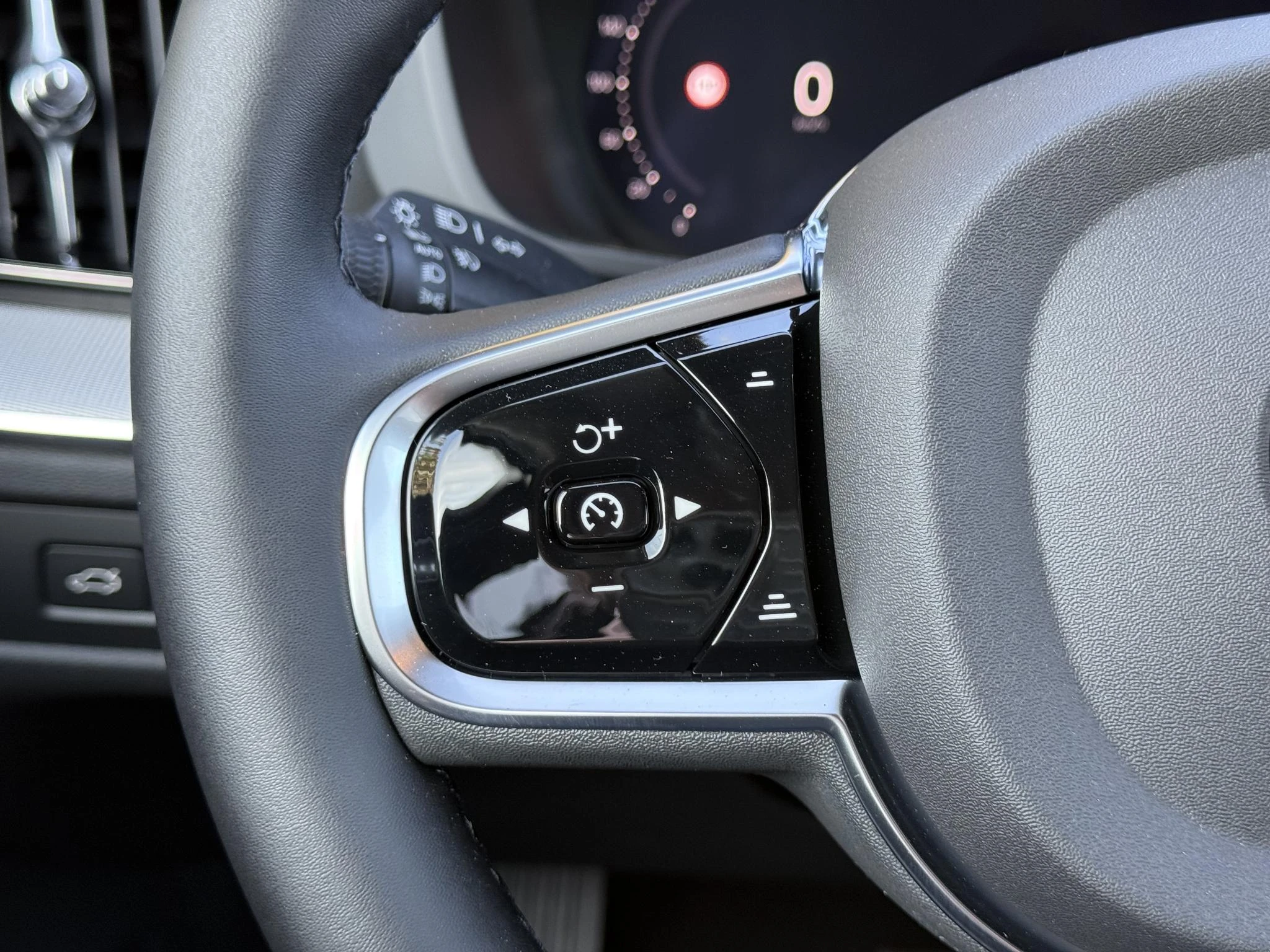 Volvo-XC60-image-23