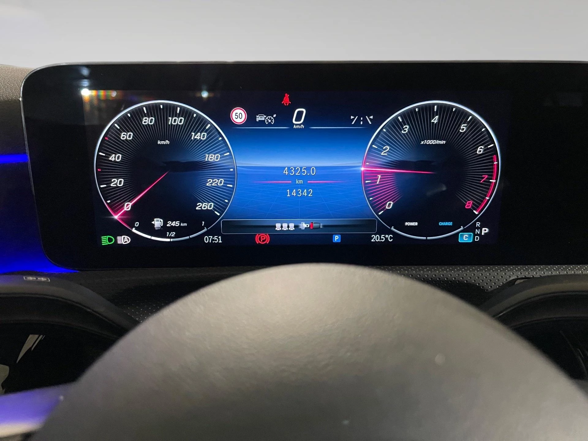 Mercedes-Benz-Classe A-image-1