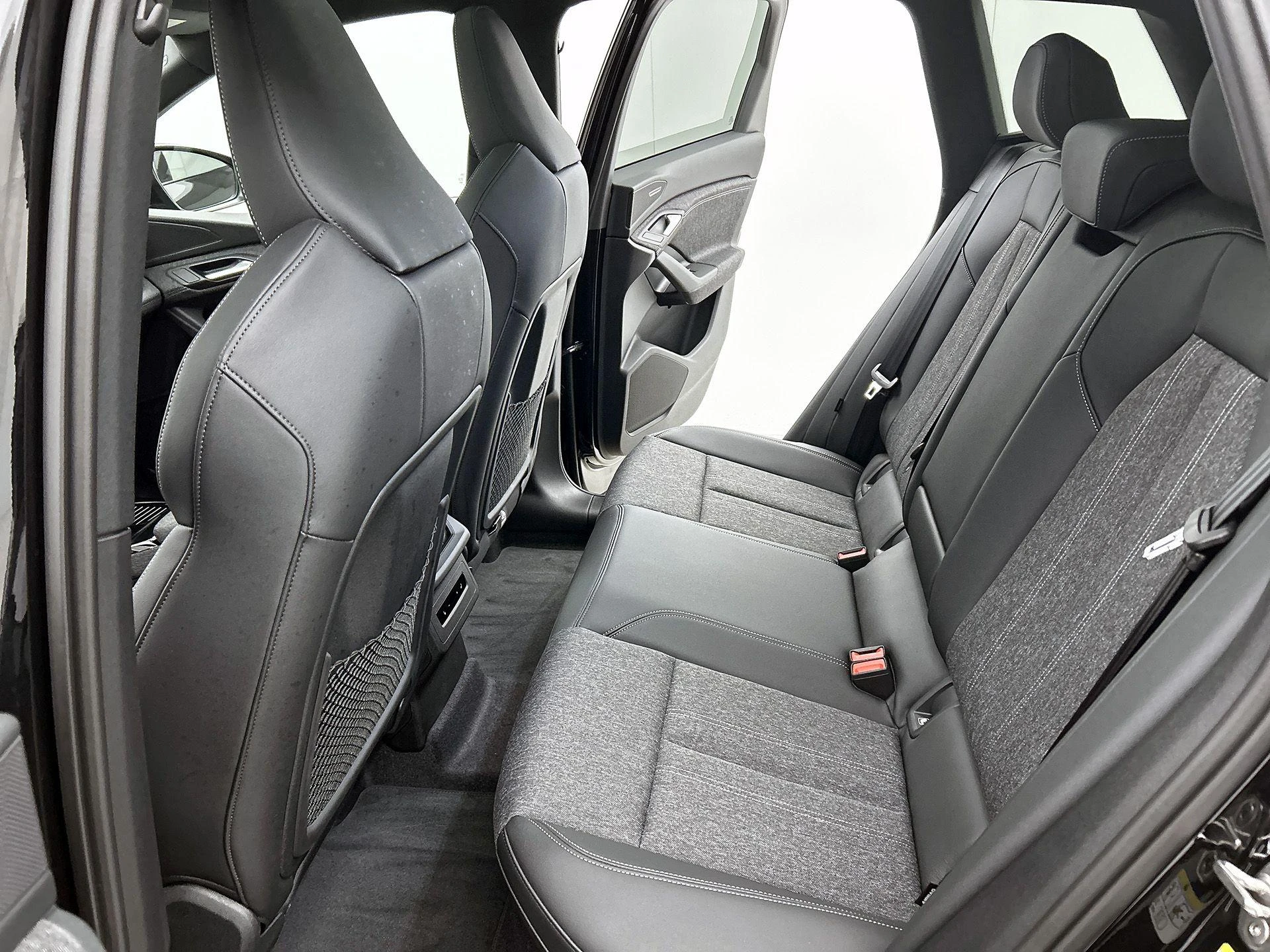 Audi-Q6 e-tron-image-31