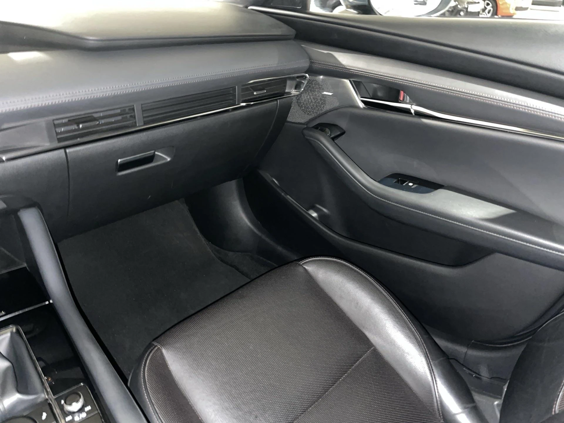 Mazda-3-image-8