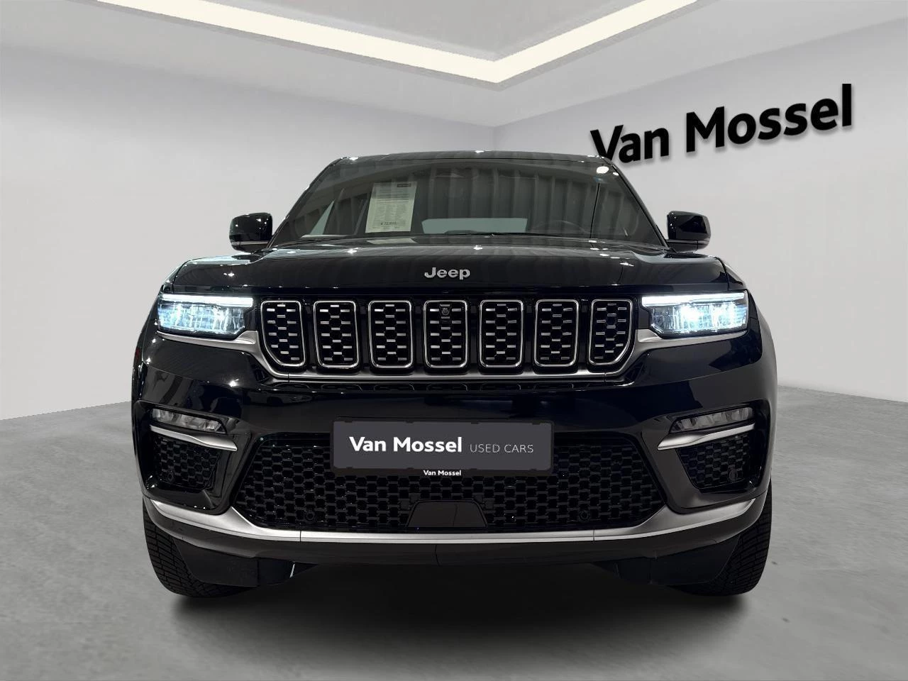 Jeep-Grand Cherokee-image-1