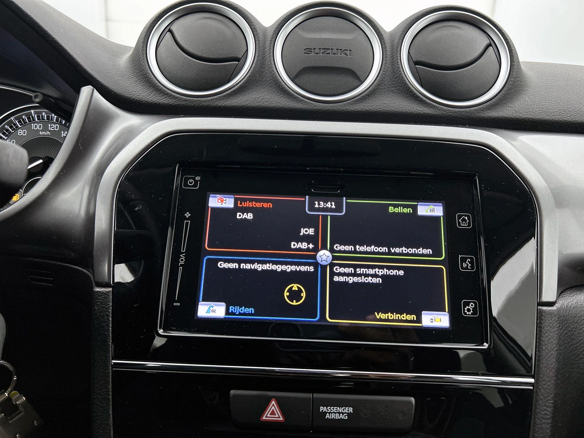 Suzuki-Vitara-image-24