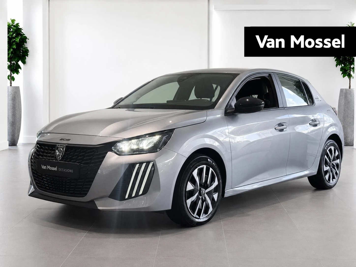 Peugeot-208-image-0