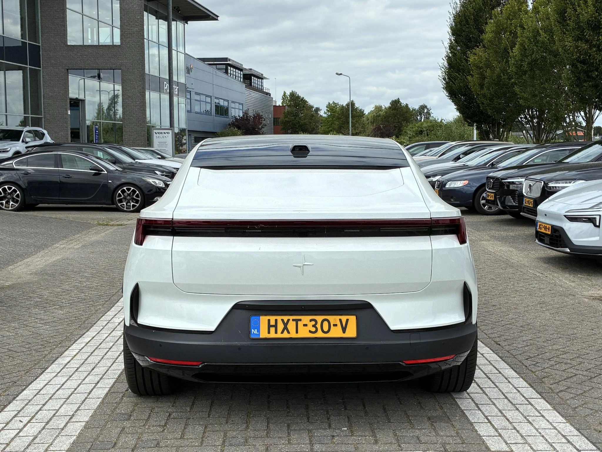 Polestar 4 Long Range Single motor Plus 100 kWh