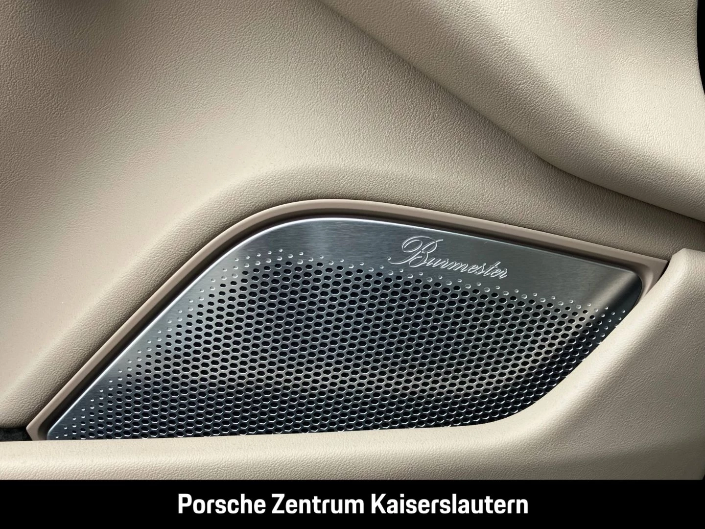 Porsche Taycan 4S Sport Turismo Burmester Surround-View -