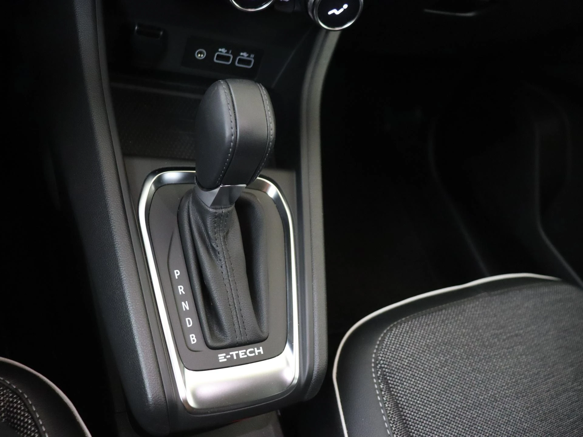 Renault-Captur-image-13