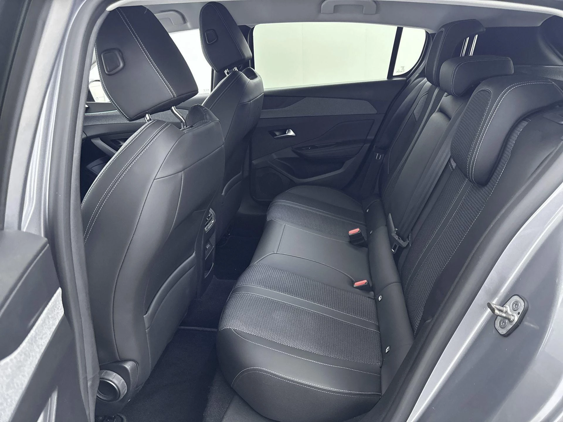 Peugeot-308-image-25
