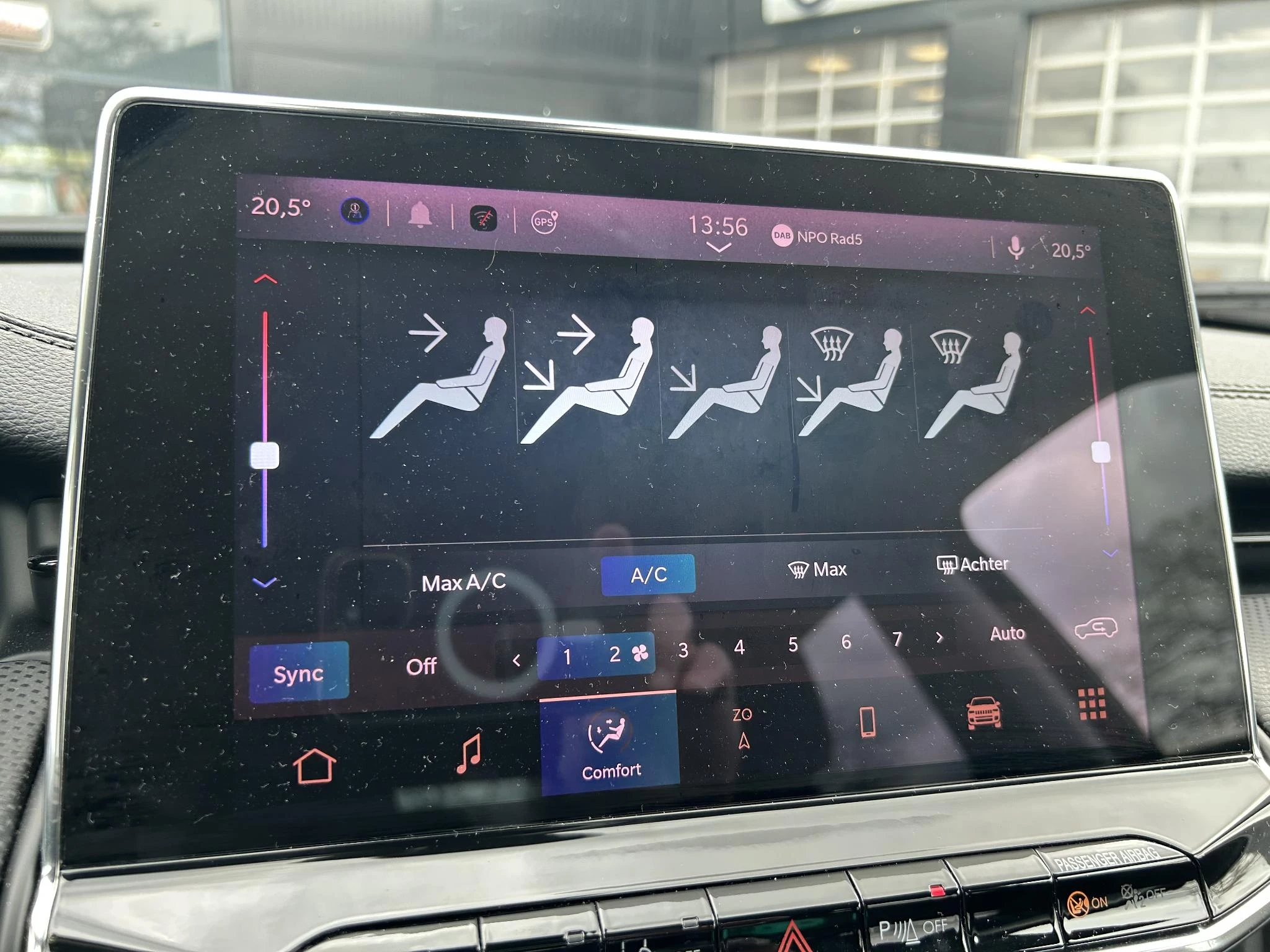 Jeep-Compass-image-18